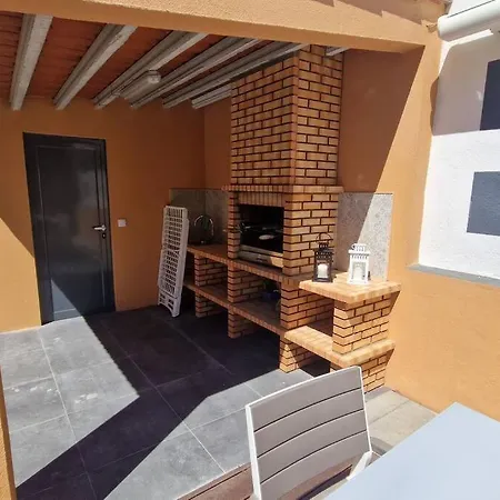 Surf & Family House Villa *