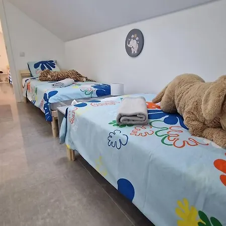 Villa Surf & Family House Costa da Caparica